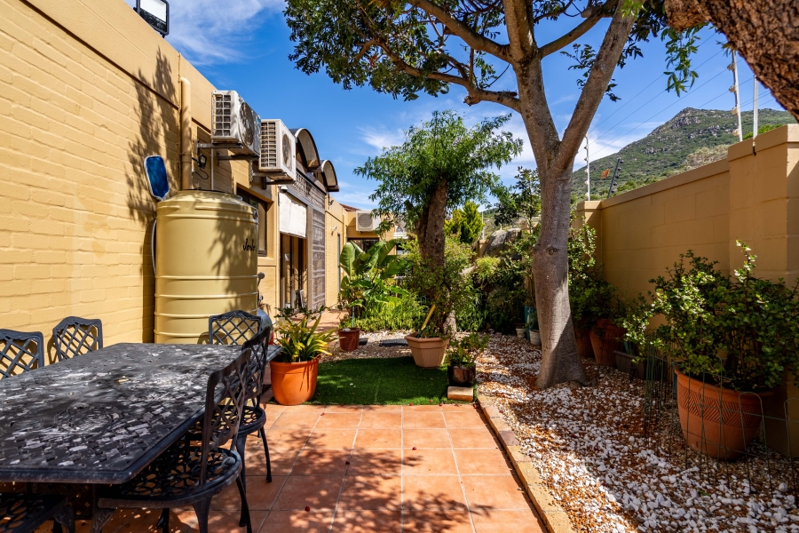 3 Bedroom Property for Sale in Northshore Western Cape